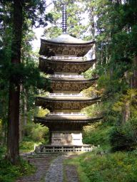 Five_tier_pagoda_at_Mt__Haguro_2006-10-29